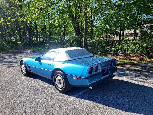 Used 1987 Chevrolet Corvette Convertible image 4