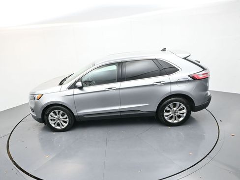 Used 2024 Ford Edge Titanium image 19