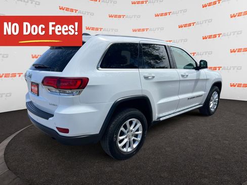 Used 2022 Jeep Grand Cherokee Laredo E AWD/4WD image 1