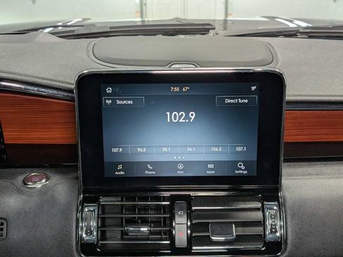 Used 2020 Lincoln Navigator L Reserve w/ Equipment Group 208A Reserve image 18