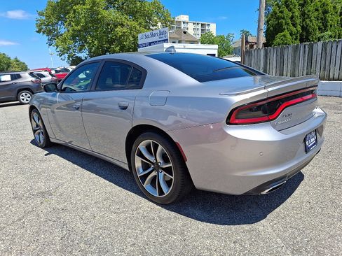 Used 2016 Dodge Charger R/T image 4