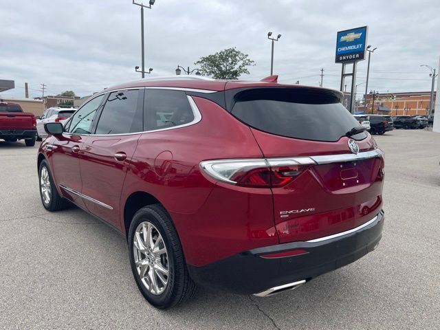 Used 2024 Buick Enclave Premium w/ Experience Buick Package AWD/4WD image 16