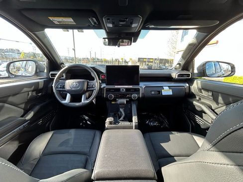 New 2026 Toyota 4Runner TRD Off-Road Premium AWD/4WD image 17