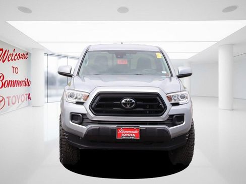 Used 2023 Toyota Tacoma SR AWD/4WD image 4
