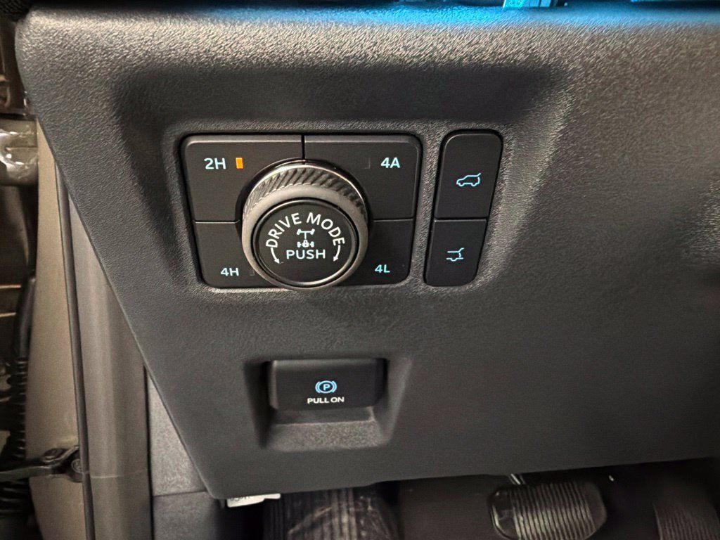 New 2027 Ford Expedition Tremor w/ Driver's Package AWD/4WD image 24