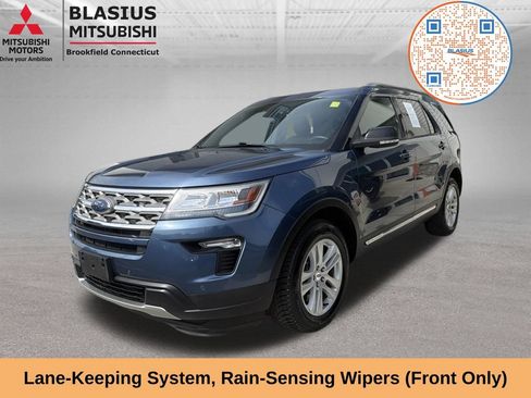 Used 2018 Ford Explorer XLT w/ Equipment Group 202A AWD/4WD image 20