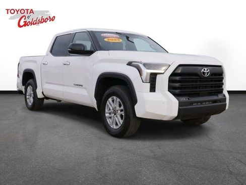 Used 2025 Toyota Tundra SR5 w/ SR5 Premium Package image 3