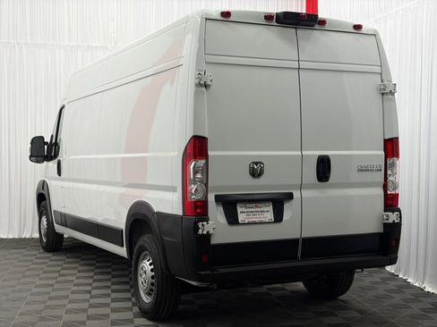 Used 2025 RAM ProMaster 2500 w/ Convenience Group FWD image 6