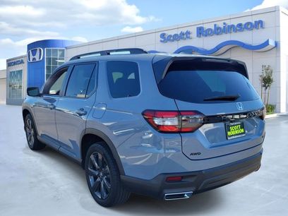 Certified 2025 Honda Pilot Sport