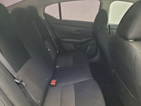 Used 2024 Nissan Sentra SV FWD image 19