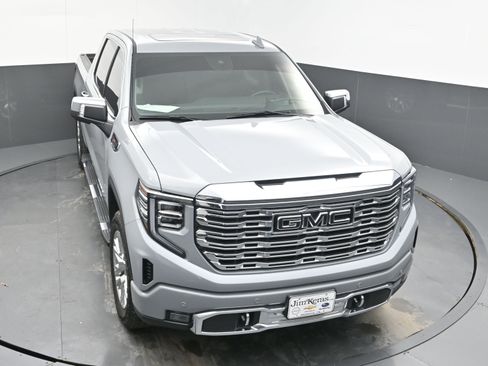 Certified 2025 GMC Sierra 1500 Denali w/ Technology Package image 31