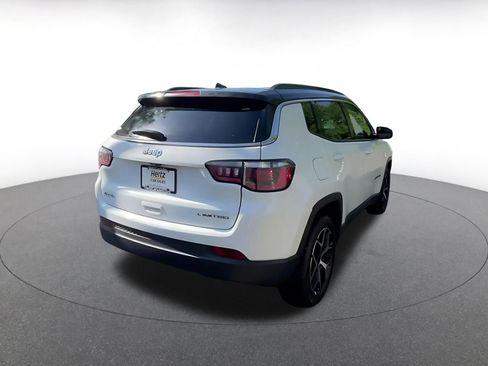 Used 2025 Jeep Compass Limited AWD/4WD image 15