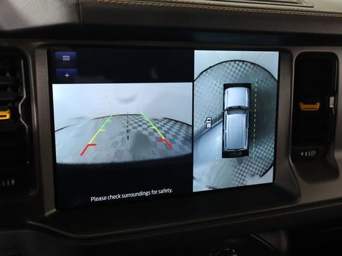 Used 2024 Ford Bronco Badlands AWD/4WD image 6