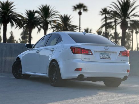 Used 2010 Lexus IS 350 w/ Luxury Plus Value Edition RWD image 5