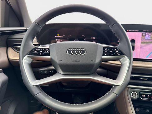 New 2025 Audi Q5 Prestige image 26