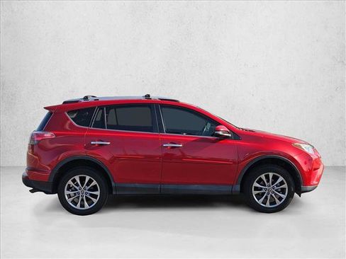 Used 2016 Toyota RAV4 Limited w/ Advanced Technology Package FWD image 4