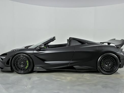 Used 2022 McLaren 765LT image 10