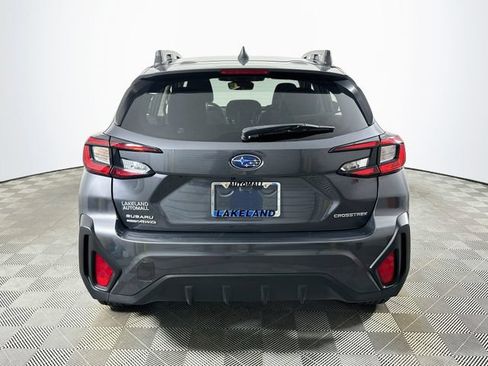 Used 2024 Subaru Crosstrek 2.0i Premium w/ Crosstrek Mirror Package AWD/4WD image 4