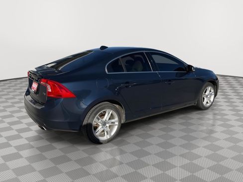 Used 2015 Volvo S60 T5 Premier image 16
