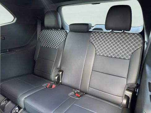 New 2026 GMC Acadia Denali w/ Super Cruise Package FWD image 23