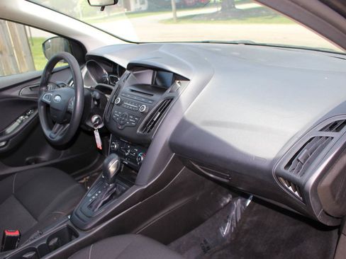 Used 2016 Ford Focus S FWD image 37