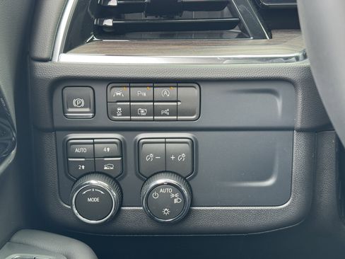 New 2026 Chevrolet Tahoe LS image 26