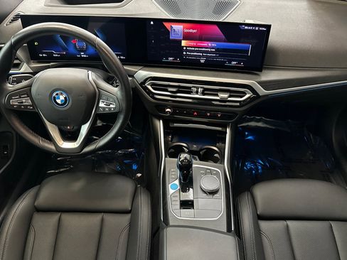 Certified 2023 BMW i4 eDrive35 w/ Premium Package image 28
