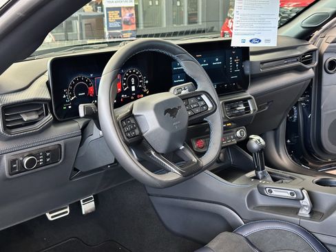 New 2025 Ford Mustang Dark Horse image 5