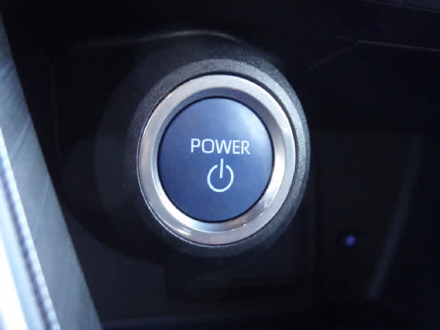 Used 2021 Toyota Venza XLE w/ Softex Package AWD/4WD image 28