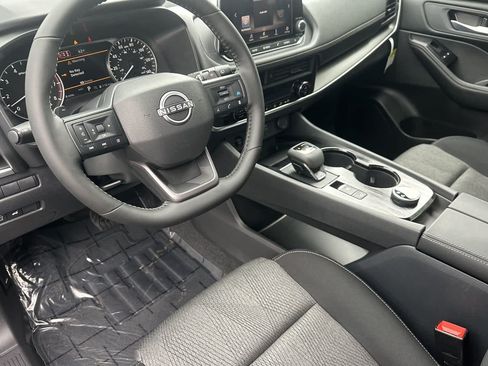 New 2026 Nissan Rogue SV AWD/4WD image 11