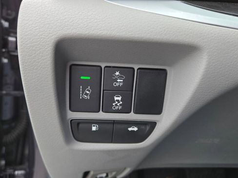 Used 2020 Acura TLX w/ Technology Package image 27