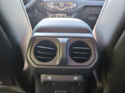 Used 2025 Jeep Wrangler Unlimited Rubicon 4xe w/ Safety Group AWD/4WD image 20