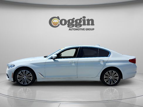Used 2018 BMW 530i xDrive image 2