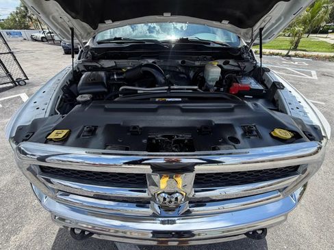 Used 2014 RAM 2500 Tradesman w/ Chrome Appearance Group AWD/4WD image 30