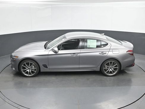 Used 2025 Genesis G70 2.5T AWD/4WD image 38
