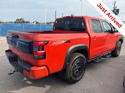 Used 2025 Nissan Frontier PRO-4X AWD/4WD image 9