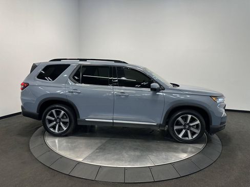 Certified 2024 Honda Pilot Elite image 8