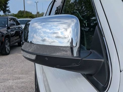 Used 2022 Jeep Grand Cherokee Limited RWD image 10
