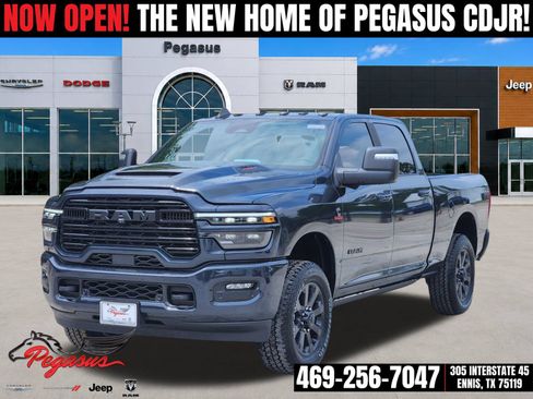 New 2026 RAM 2500 Laramie AWD/4WD image 2