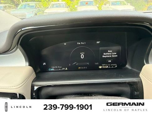 Used 2023 Lincoln Nautilus FWD w/ Premium Package image 15