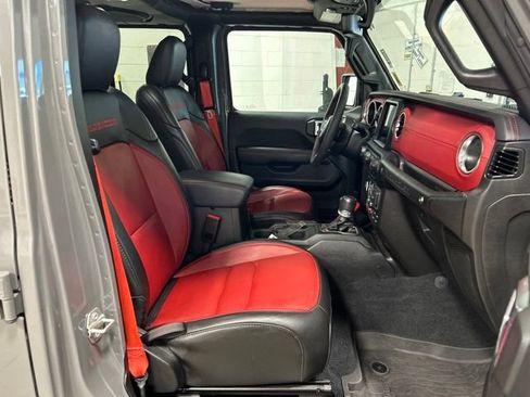 Used 2023 Jeep Wrangler Unlimited Rubicon 4xe AWD/4WD image 12