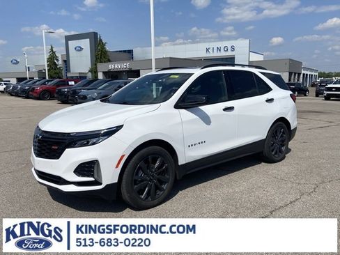 Used 2024 Chevrolet Equinox RS w/ LPO, Floor Liner Package image 1