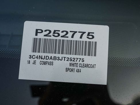 Used 2018 Jeep Compass Sport w/ Tech Group image 31