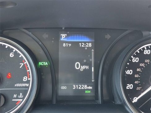 Used 2023 Toyota Camry SE image 17