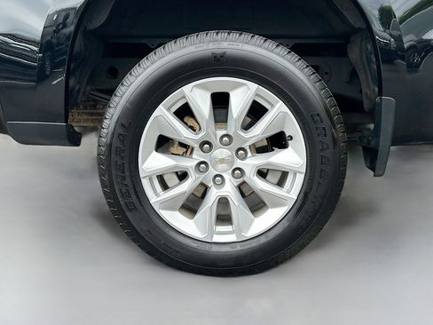 Used 2024 Chevrolet Silverado 1500 Custom image 30