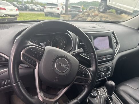 Used 2021 Jeep Cherokee Latitude Lux AWD/4WD image 9