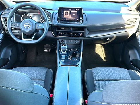 Used 2024 Nissan Rogue SV image 20