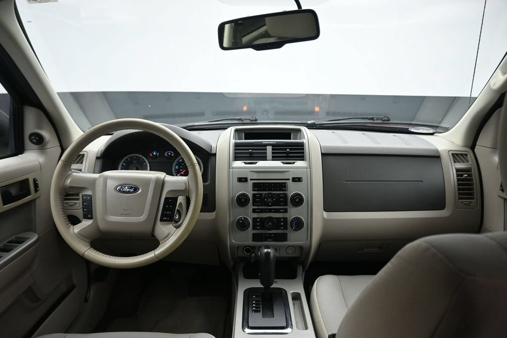 Used 2010 Ford Escape XLT FWD image 33