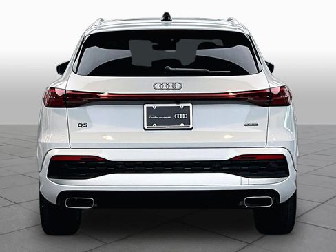 Used 2025 Audi Q5 Premium Plus w/ Premium Plus AWD/4WD image 5