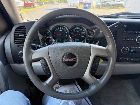 Used 2013 GMC Sierra 1500 SLE image 23